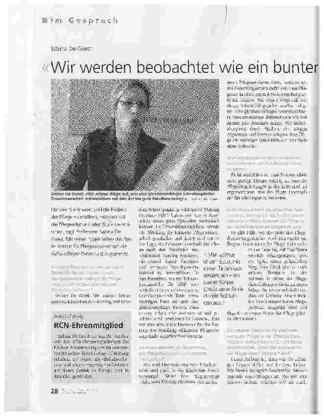 Vorschauseite 1: Wir werden beobachtet wie ein bunter Vogel im Käfig
