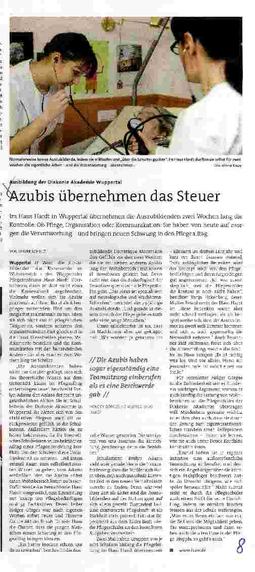 Vorschauseite 1: Azubis übernehmen das Steuer