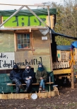 Vorschauseite 1: Identitätspolitik im Klima-Camp