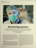 Vorschauseite 1: Durch die Finger geschaut.