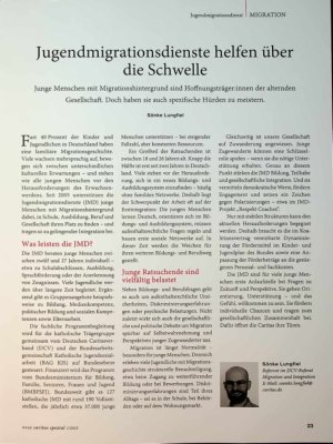 Vorschauseite 1: Jugendmigrationsdienste helfen über die Schwelle