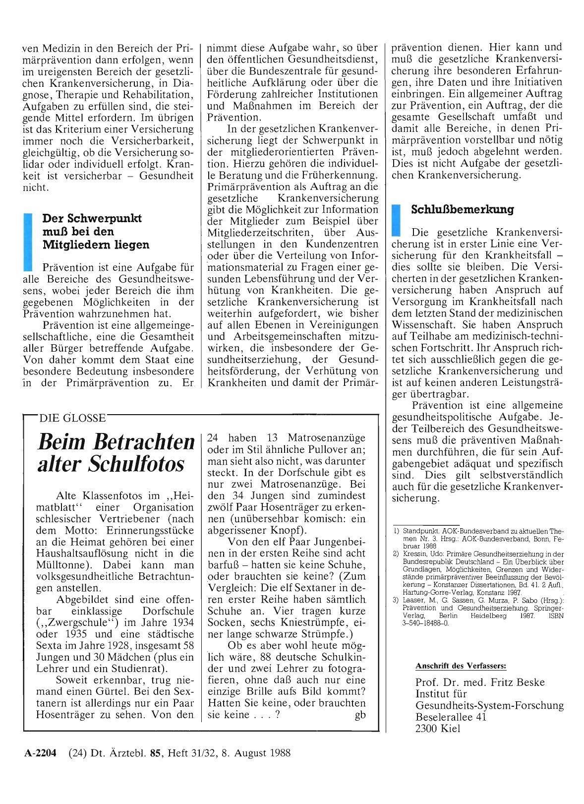 Vorschauseite 1: Beim Betrachten alter Schulfotos